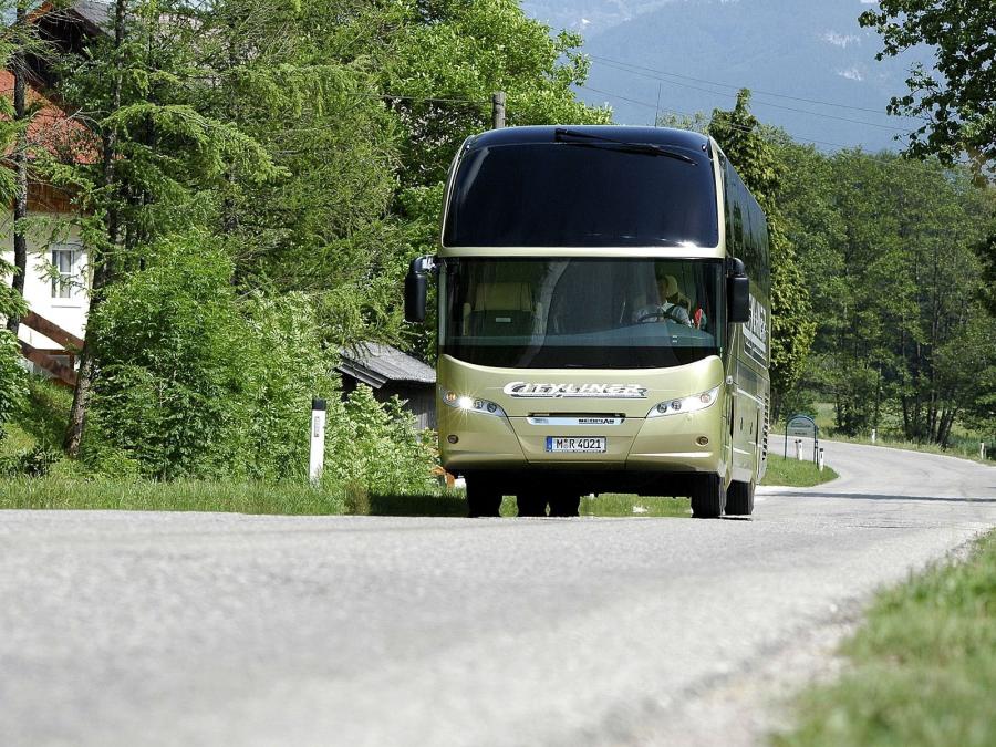  Neoplan Cityliner HD 2006 года  (фото 8 из 16)